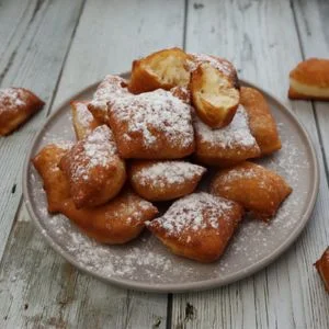 cracker-barrel-biscuit-beignets-with-butter-sauce-menu